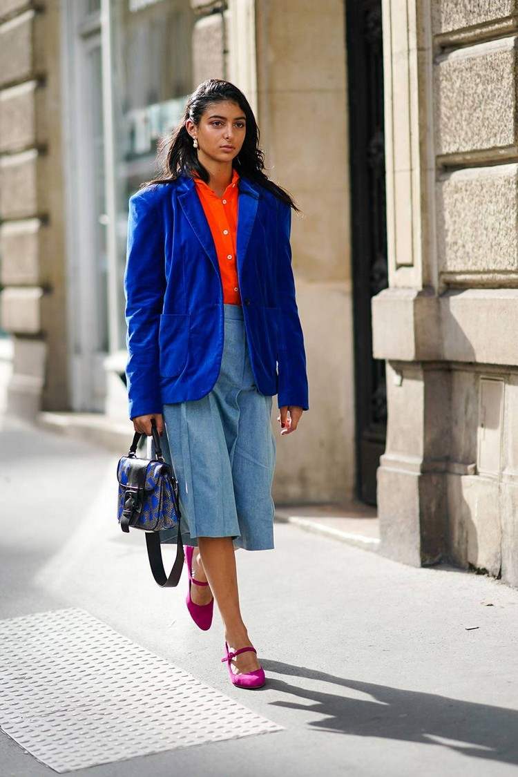 Džínsový trend 2021 Mary Janes kombinuje topánky