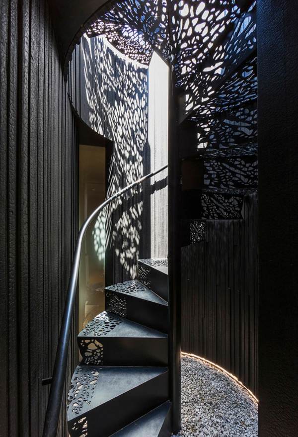 Schodiskové svetelné efekty kované zariadenie domu Točité schodiskové svetelné efekty kované zariadenie domu