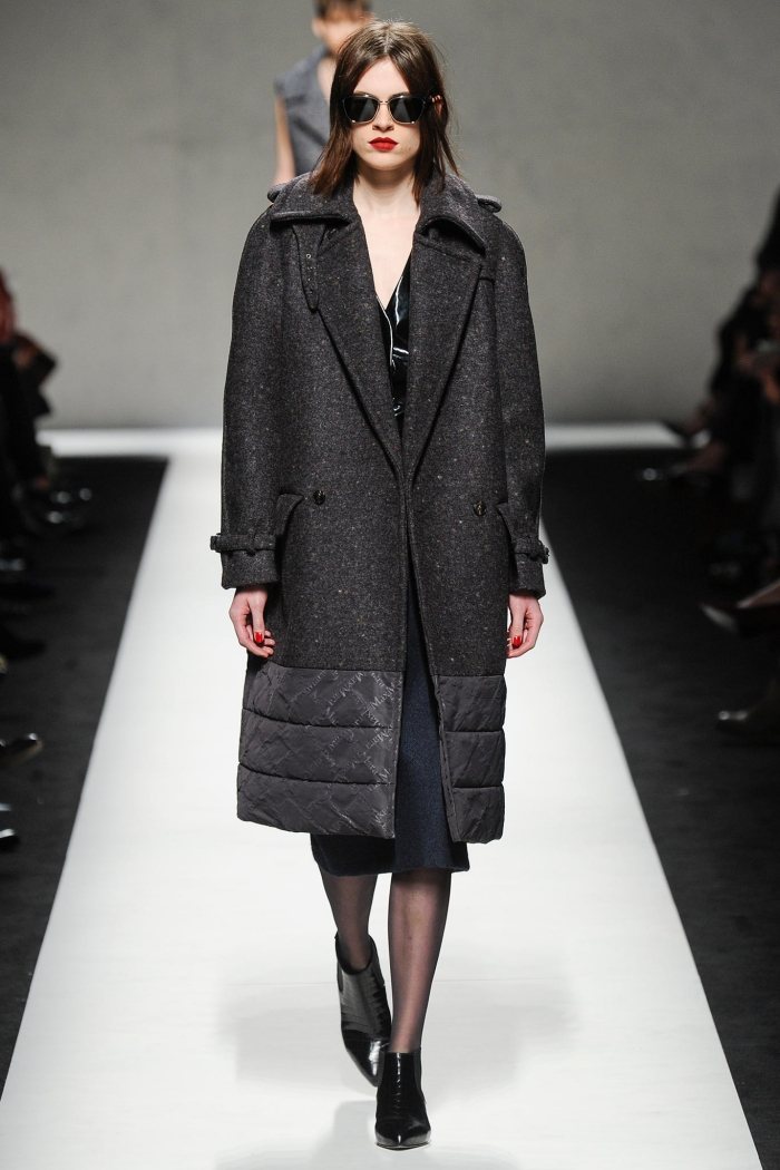 max-mara-mode-jeseň-2014-nadrozmerné-kabát-kusy