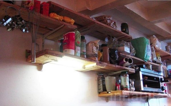 Nábytkové euro palety police pekáreň Amsterdam