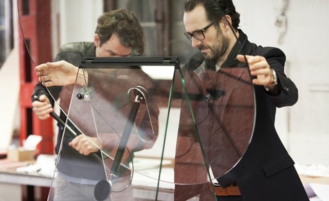 Okrúhly stolový dizajnový stĺpik na zdvíhanie dosiek Dizajnový stĺpový zdvíhací stĺp kovový