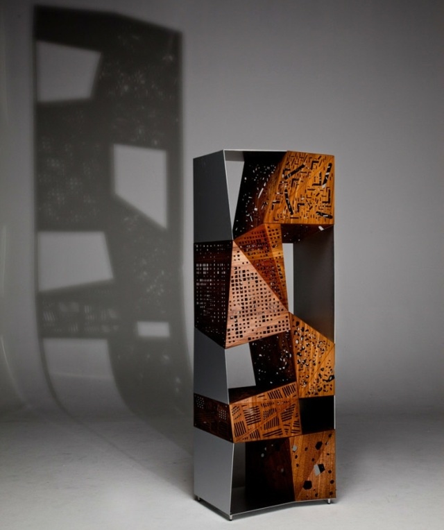 Dizajnový nábytok z dreva laserom rezaného kovu