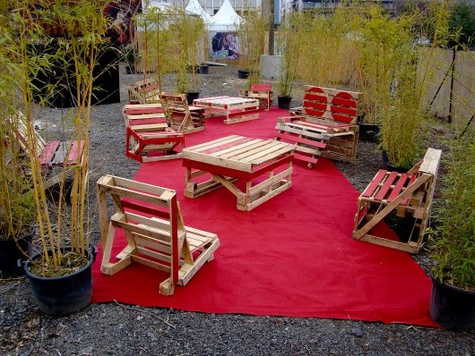 ležadlá europalety nápady na nábytok drevené palety