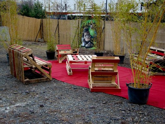 nápady na zdobenie záhrady pre nábytok drevené palety