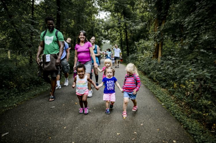 Spojte slová pre staršie deti - zábavná hra pre dospelých a deti