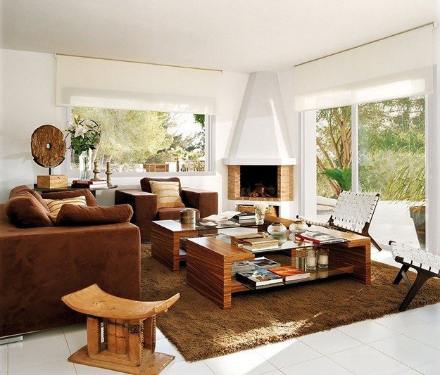 stredomorský štýl španielsko obývačka hnedé biele zemité tóny