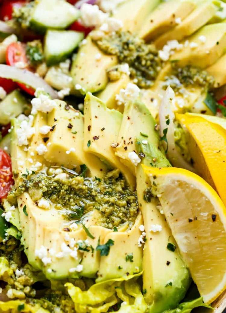 šalátový dresing bazalka pesto feta stredomorský šalát