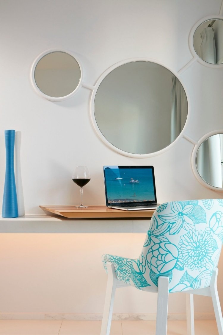 pracovisko Stredozemného mora-moderné-luxusné-biele-zrkadlo-okrúhle