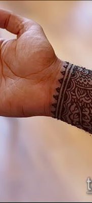 Fénykép Mehendi férfiakról a kezében - 18052017 - példa - 009 Mehendi férfiaknak kéznél