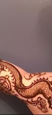 Fénykép Mehendi férfiakról a kezében - 18052017 - példa - 020 Mehendi férfiaknak kéznél