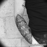 fotó Mehendi -től a könyökig 2018. 06. 24 -től №166 - Mehendi a könyökig -