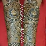 fotó Mehenditől a könyökig 2018.06.24 -től №096 - Mehenditől a könyökig -