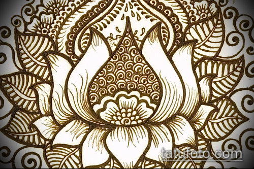 Снимка на лотос Mehendi - 04062017 - пример - 020 Mehendi lotus. 307933565