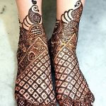 Снимка на Мехенди на подбедрицата от 17.09.2018 г. №090 - Мехенди на подбедрицата -