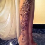 Снимка на Mehendi на подбедрицата от 17.09.2018 №115 - Mehendi на подбедрицата -