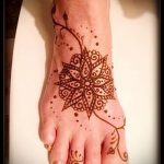 мехенди на краката цветя - опции за временна татуировка с къна от 05082016 3191 tatufoto.ru