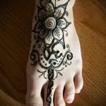 мехенди на краката цветя - опции за временна татуировка с къна от 05082016 9197 tatufoto.ru