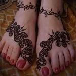 скици на мехенди на крака - опции за временна татуировка с къна от 05082016 2205 tatufoto.ru