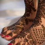 рисунки с къна върху краката на фото модели - опции за временна татуировка с къна от 05082016 7270 tatufoto.ru