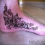bemalt с Henna auf den Fuß - Optionen für temporäre Henna -Tattoo auf 05082016 2004 tatufoto.ru