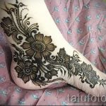 Henna-Muster auf ihrem Bein Photo-Optionen für temporäre Henna-Tattoo auf 05082016 1023 tatufoto.ru