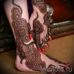 mehendi auf ihre Hand und Fuß - Optionen für temporäre Henna -Tattoo auf 05082016 1038 tatufoto.ru