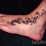 mehendi Designs auf den Fuß - Optionen für temporäre Henna -Tattoo auf 05082016 1055 tatufoto.ru