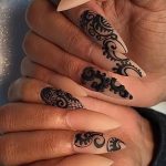 Снимка на Mehendi върху ноктите от 04.08.2018 №036 - Mehendi върху ноктите -