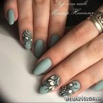 Снимка на Mehendi върху ноктите от 04.08.2018 №151 - Mehendi върху ноктите -