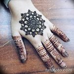 Снимка на Mehendi върху ноктите от 04.08.2018 №111 - Mehendi върху ноктите -