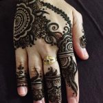 снимка на Мехенди на пръсти от 26.12.2017 г. No 019 - Мехенди на пръсти на хан -