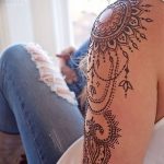 снимка на Mehendi на рамото (къна) от 24.06.2018 №055 - Mehendi на рамото -