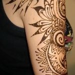 снимка на Mehendi на рамото (къна) от 24.06.2018 №060 - Mehendi на рамото -