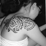 снимка на Mehendi на рамото (къна) от 24.06.2018 №086 - Mehendi на рамото -