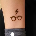 fotó Mehendiről az alkaron, kelt 2017.10.28. 114. szám - Mehendi az alkaron -