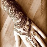 fotó Mehendi -ről az alkaron, kelt 2017.10.28. 127. szám - Mehendi az alkaron -