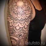 татуировка мехенди на ръката му - временна татуировка с къна снимка 2188 tatufoto.ru