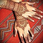 мотиви mehendi sur la main - une photo de tatouage au henné temporaire 1191 tatufoto.ru