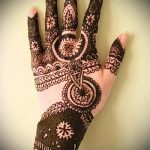 снимки на мехенди на ръце - снимка на временна татуировка с къна 4204 tatufoto.ru