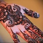 снимки на мехенди на ръце - снимка на временна татуировка с къна 6206 tatufoto.ru