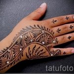 красива мехенди на ръка - снимка на временна татуировка с къна 5211 tatufoto.ru