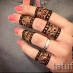 мехенди на пръстите - снимка на временна татуировка с къна 7238 tatufoto.ru