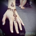 гривна мехенди на ръка - снимка на временна татуировка с къна 12265 tatufoto.ru