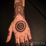 Bilder mehendi an den Händen - Снимка temporäre Henna -Tattoo 2006 tatufoto.ru