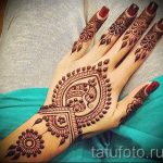 мехенди корона на ръка - снимка на временна татуировка с къна 2335 tatufoto.ru