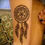 мехенди на ръка ловец на мечти - снимка на временна татуировка с къна 6352 tatufoto.ru