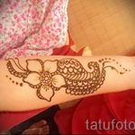mehendi a l'intérieur du bras - снимка henné tatouage temporaire 1011 tatufoto.ru
