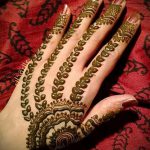 мехенди на ръка лотос - снимка на временна татуировка с къна 3365 tatufoto.ru