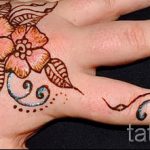 мехенди на детска ръка - снимка на временна татуировка с къна 2408 tatufoto.ru