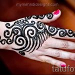 мехенди на ръка снимка за момичета - снимка на временна татуировка с къна 7430 tatufoto.ru